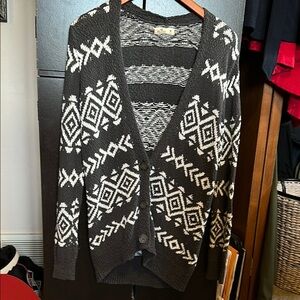 Hollister Black and White Patterned Cardigan